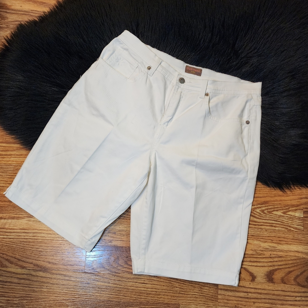 Duck Head Classic White Embroidered Denim Jean Shorts Women's Size 8